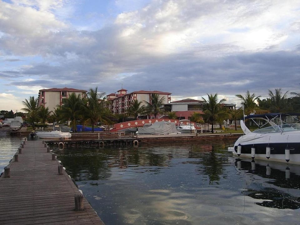 Lake Side Residencial em Brasília 87382 Apartment in State of Goiás
