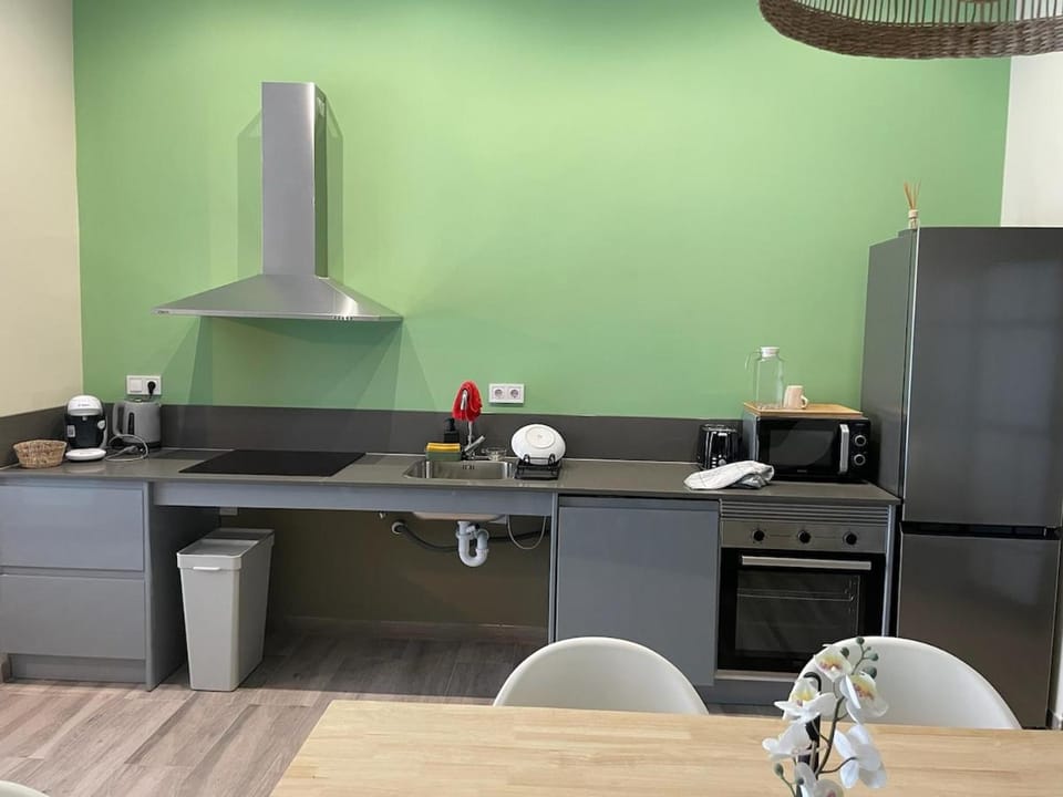 dishwasher, oven, stove, toaster