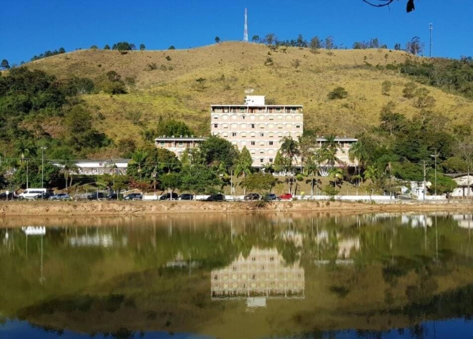 Agradável flat-Águas de Lindóia Apartment in Águas de Lindóia