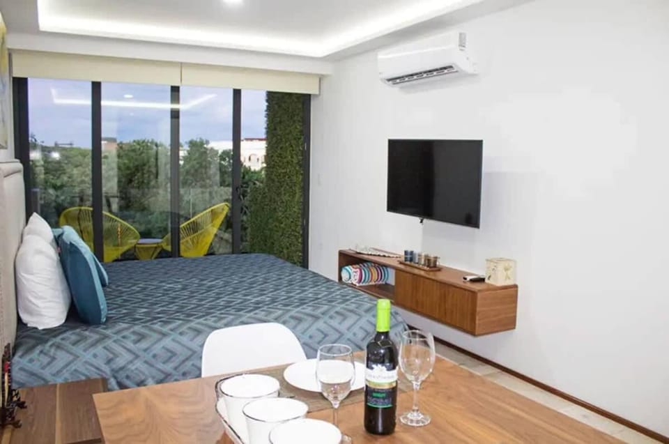 Apts 200m from beach sleeps 10 House in Playa del Carmen