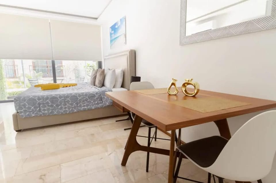 Apts 200m from beach sleeps 10 House in Playa del Carmen