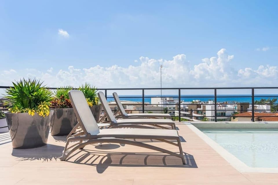 Day, View (from property/room), Balcony/Terrace, Pool view, Sea view, Swimming pool, sunbed