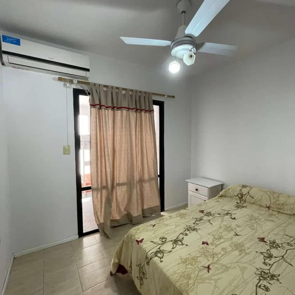 Departamento Centrico para 4 personas con Garage Apartment in Concordia