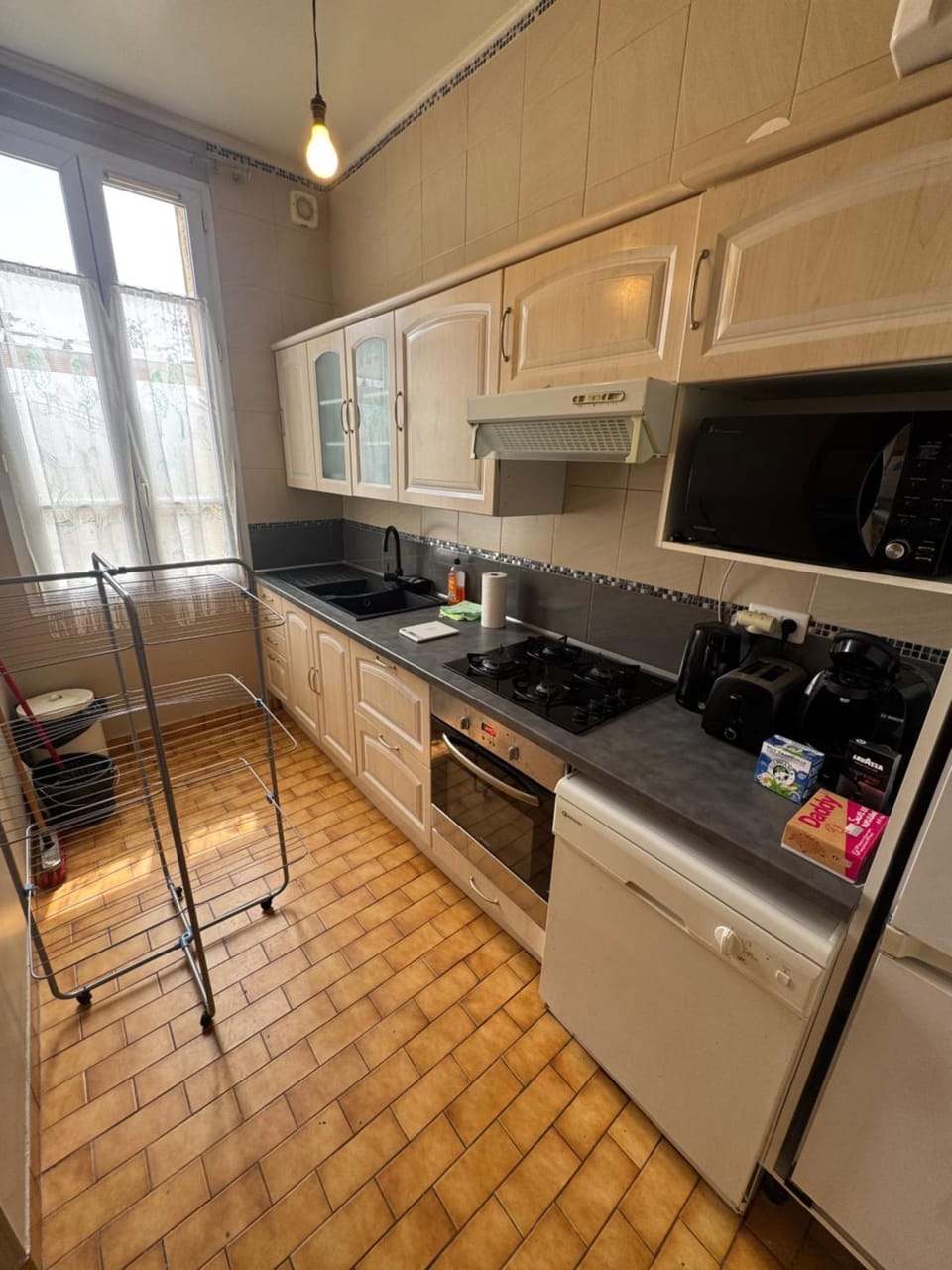 Appartement F2 bien équipé et proche de la gare et de Paris par train Apartment in Sartrouville