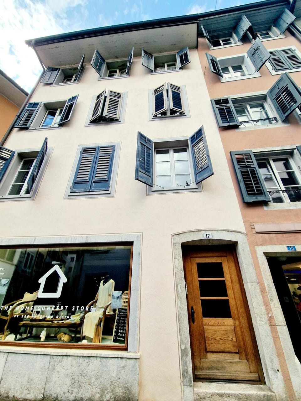 Property building, Day
