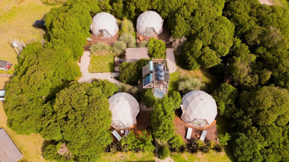 Property building, Bird's eye view, Garden, Swimming pool