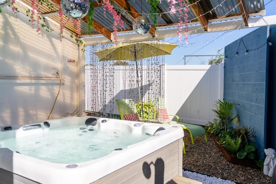 Hot Tub, Spa and wellness centre/facilities