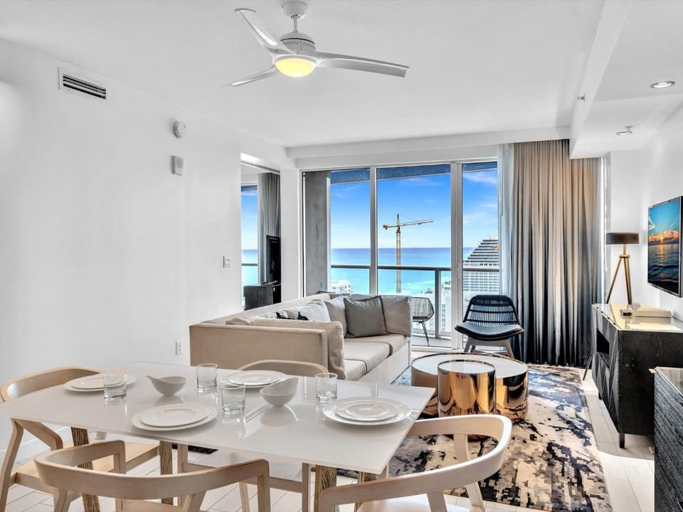 Dining area, Sea view