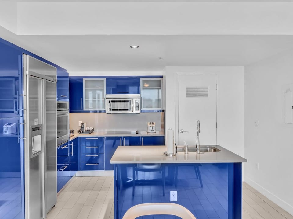 Kitchen or kitchenette, kitchen