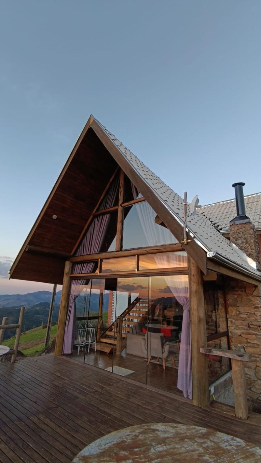 Chalé Serra dos tucanos Chalet in State of São Paulo