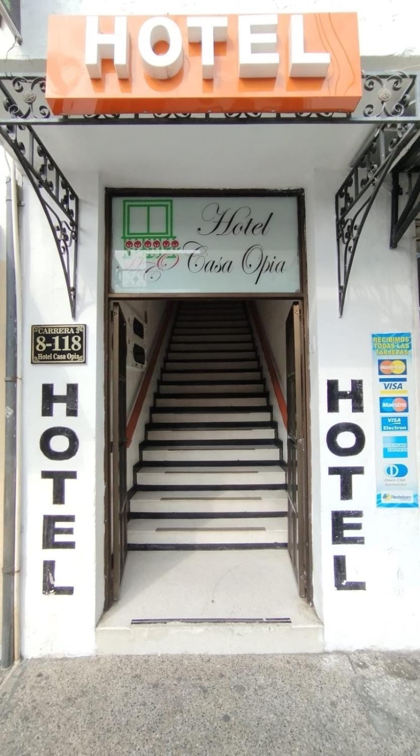 Facade/entrance, Property logo or sign, Logo/Certificate/Sign, Street view