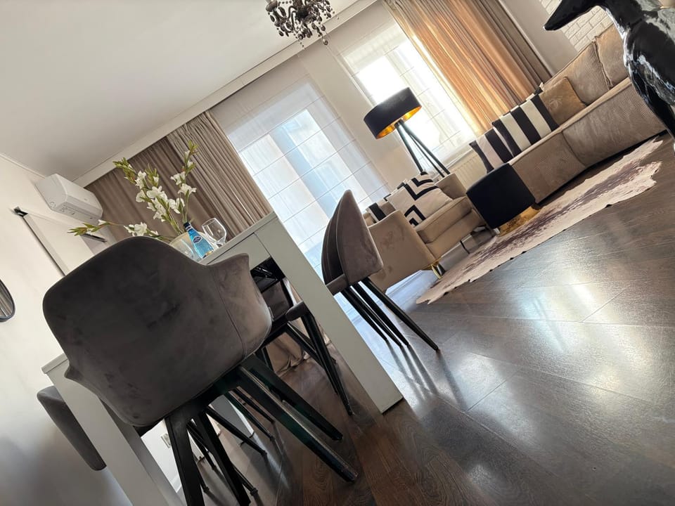 Nowa apartament - komfortowe 61m2 - 3 pokoje, garaż, klimatyzacja Apartment in Greater Poland Voivodeship