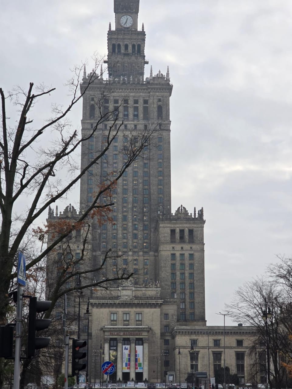 Landmark view, Location