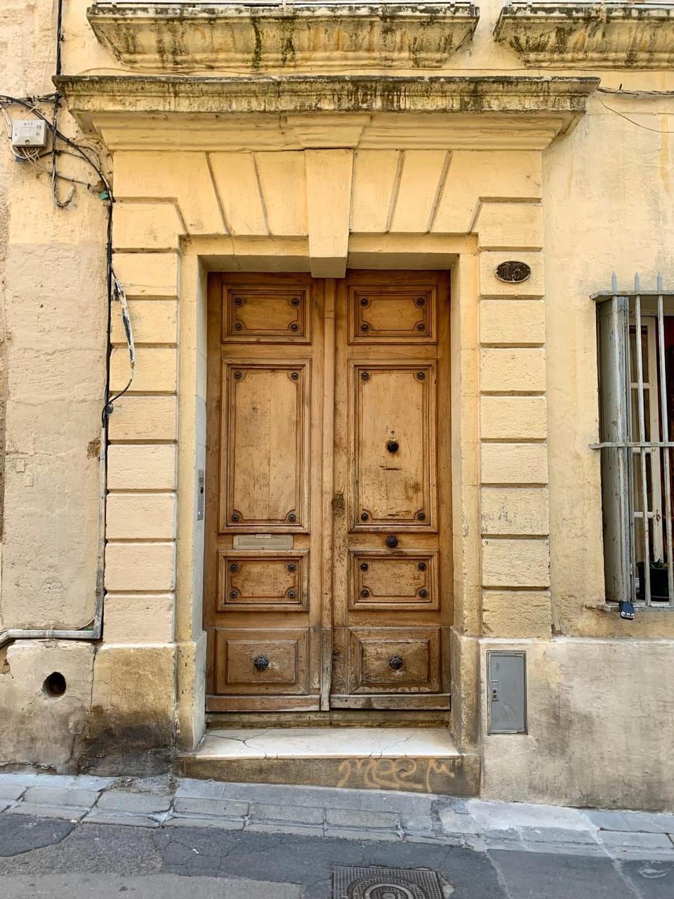 Facade/entrance