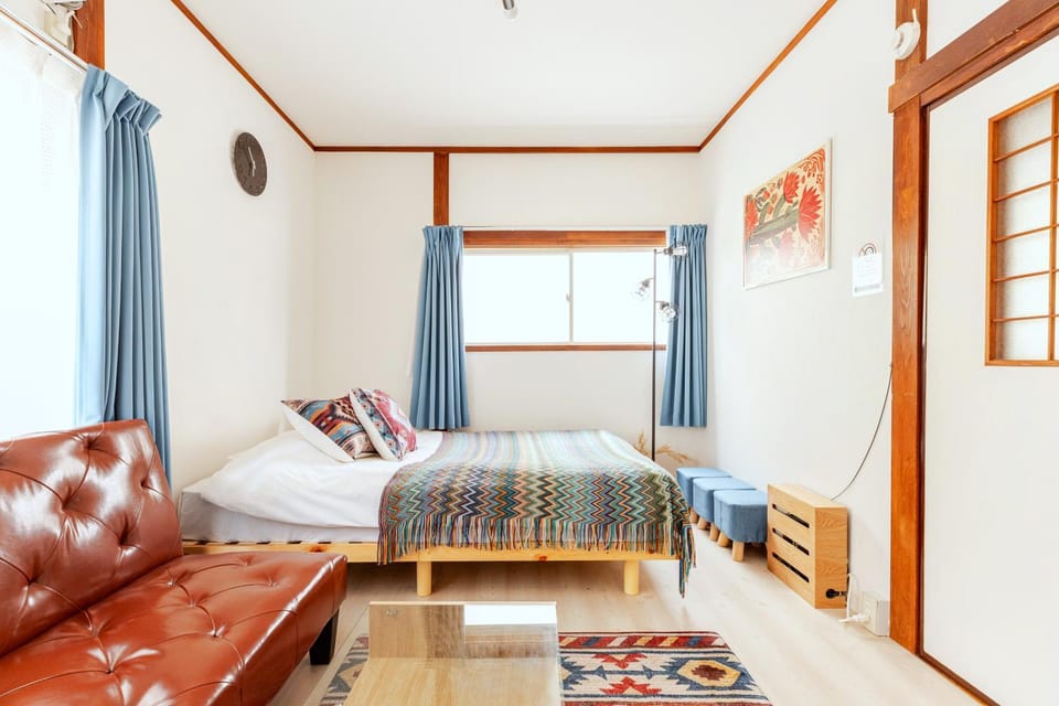 Living room, Bedroom