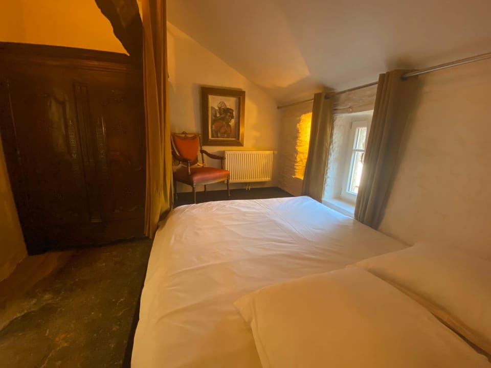 Bed, Bedroom, wardrobe