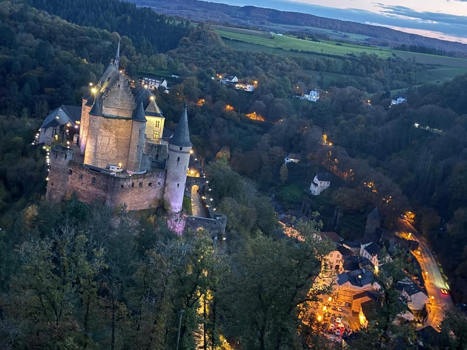 Hiking, Area and facilities