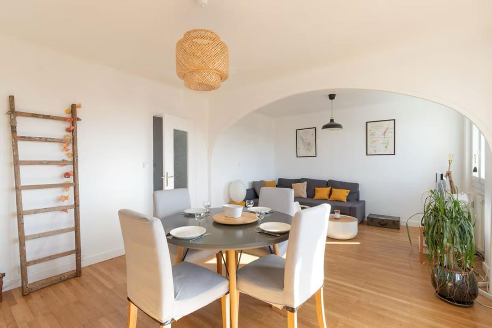 Living room, Dining area, heating