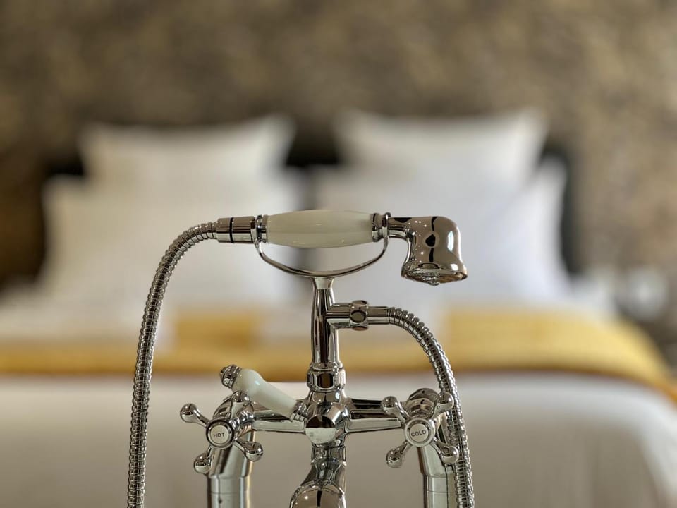 La Suite - Villa Valmy - Hypercentre - Gare SNCF Apartment in Montluçon