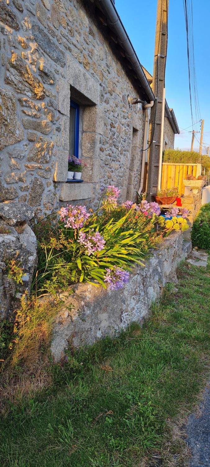Kelerdut Plage House in Plouguerneau