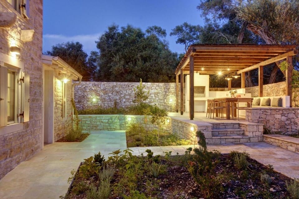Dodo darling House in Peloponnese, Western Greece and the Ionian