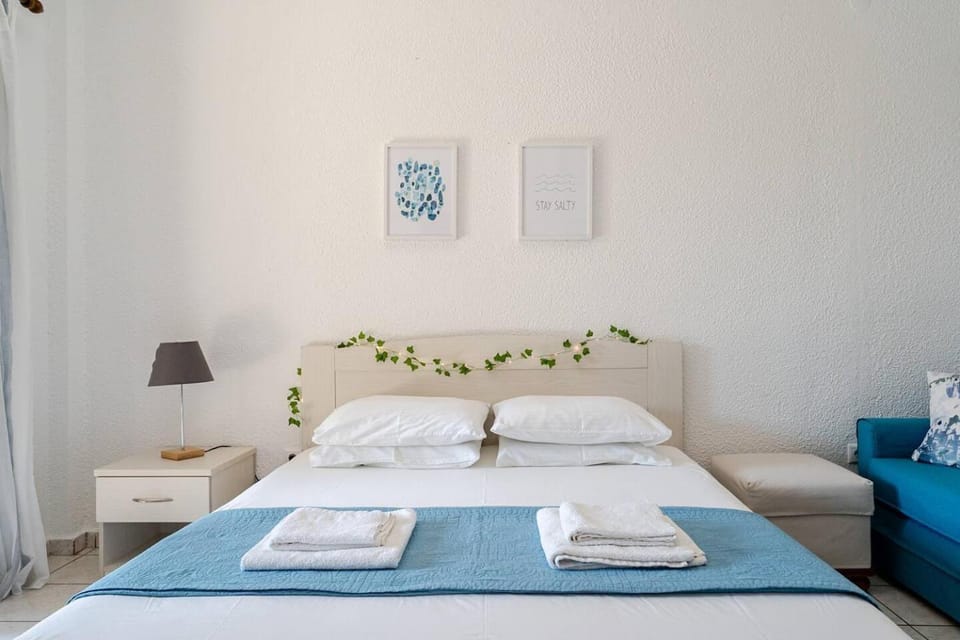 Beachfront Family Apartment with Garden in Halkidiki Apartment in Halkidiki