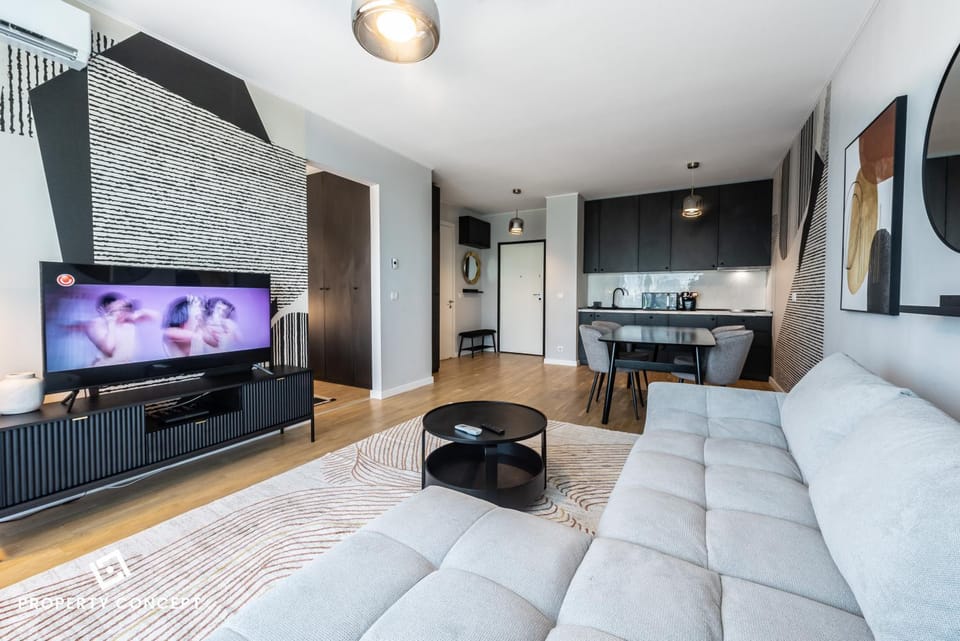 TV and multimedia, Kitchen or kitchenette, Living room, Seating area, Dining area