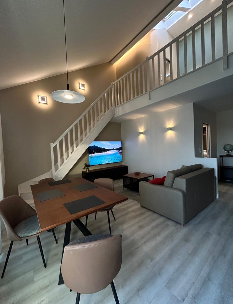 TV and multimedia, Living room
