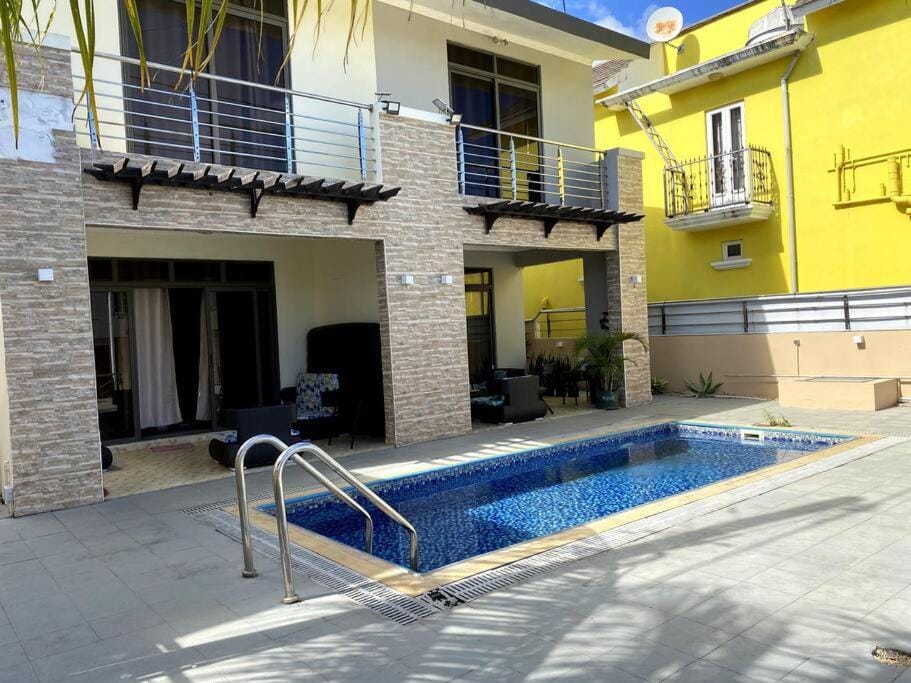 Pereybere Prestige Duplex Apartment in Grand Baie