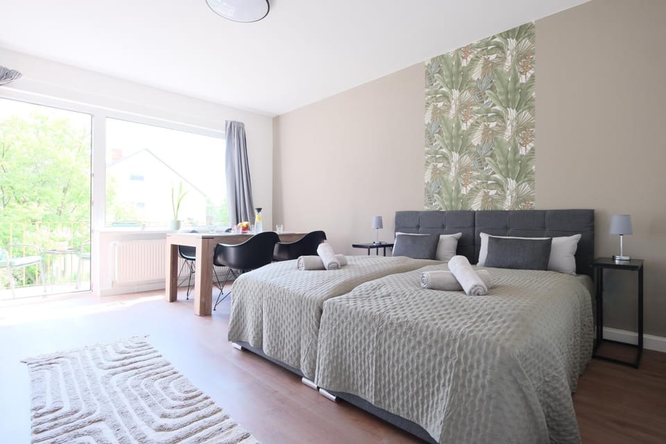 Bed, Balcony/Terrace, Living room, Photo of the whole room, Dining area, Bedroom