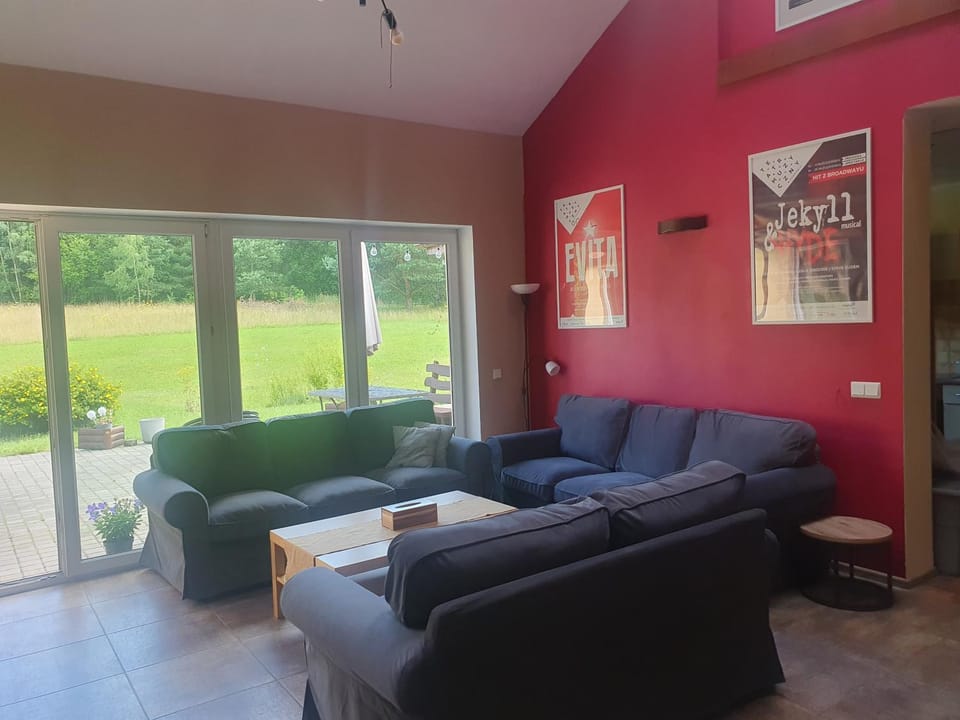 Living room, Seating area