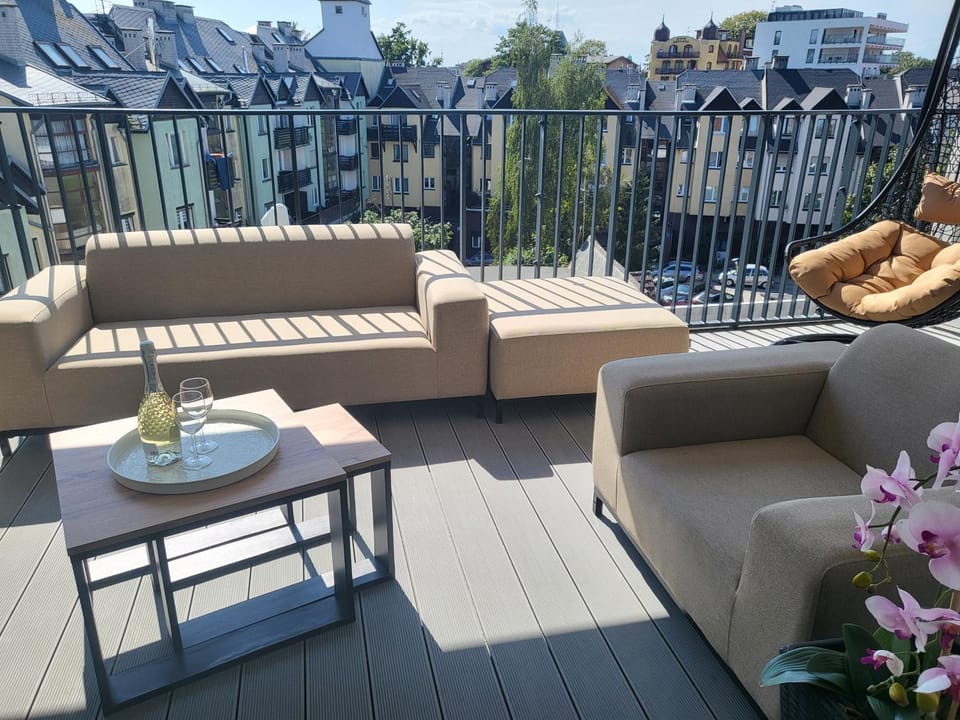 Patio, View (from property/room), Balcony/Terrace
