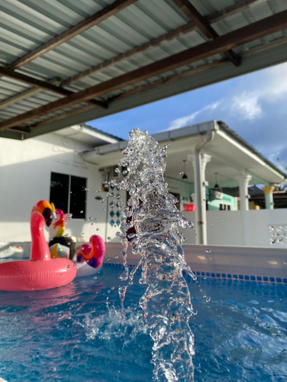 Swimming pool