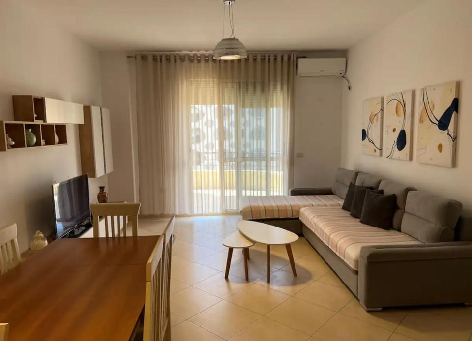 Living room, Seating area, Dining area, air conditioner