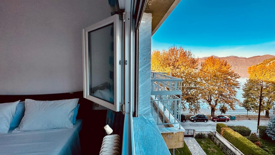 Lake view apartment Apartment in Greece