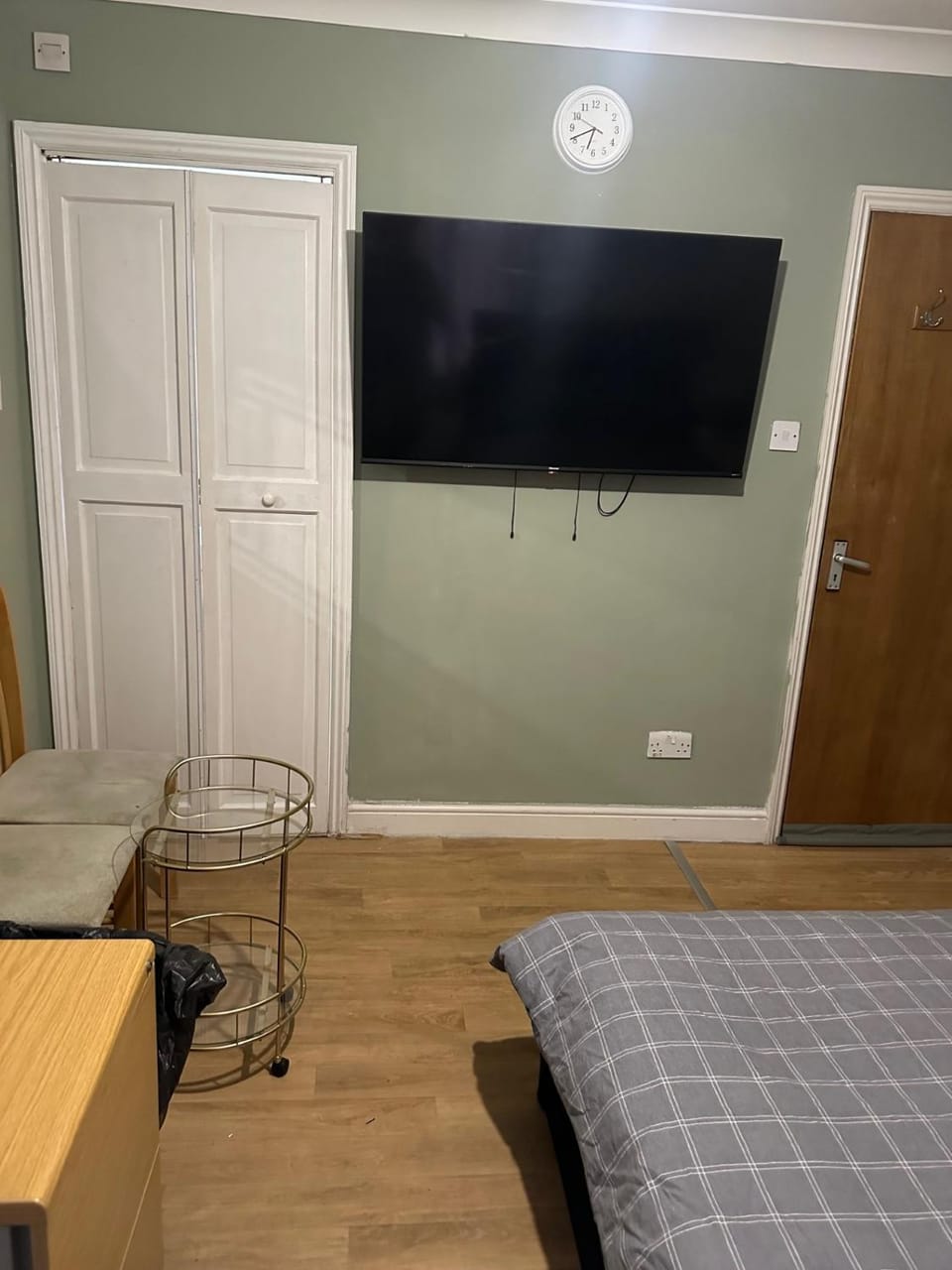 Cosy Studio Flat Forest Road Apartment in London