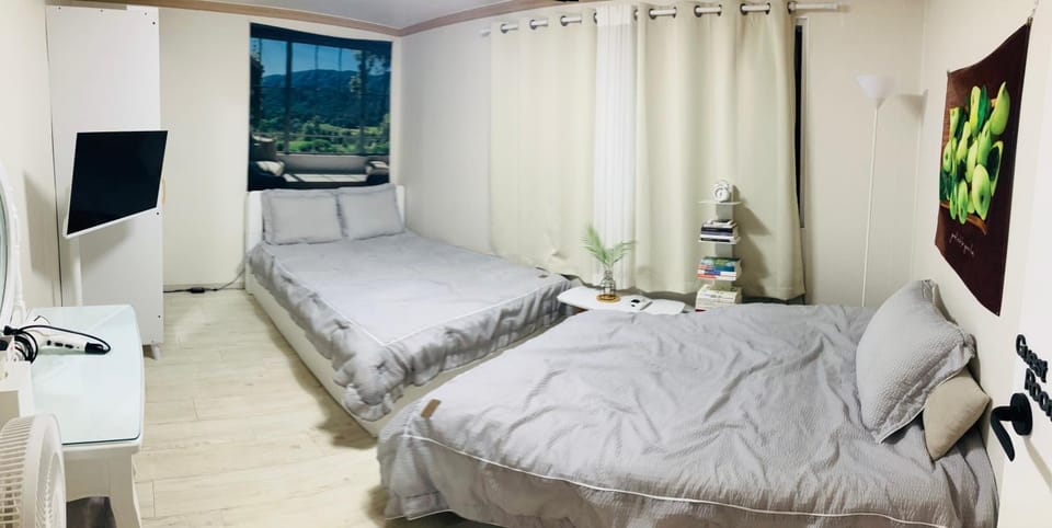 1 min from Sadang Station line 2 & 4 Apartment in Seoul