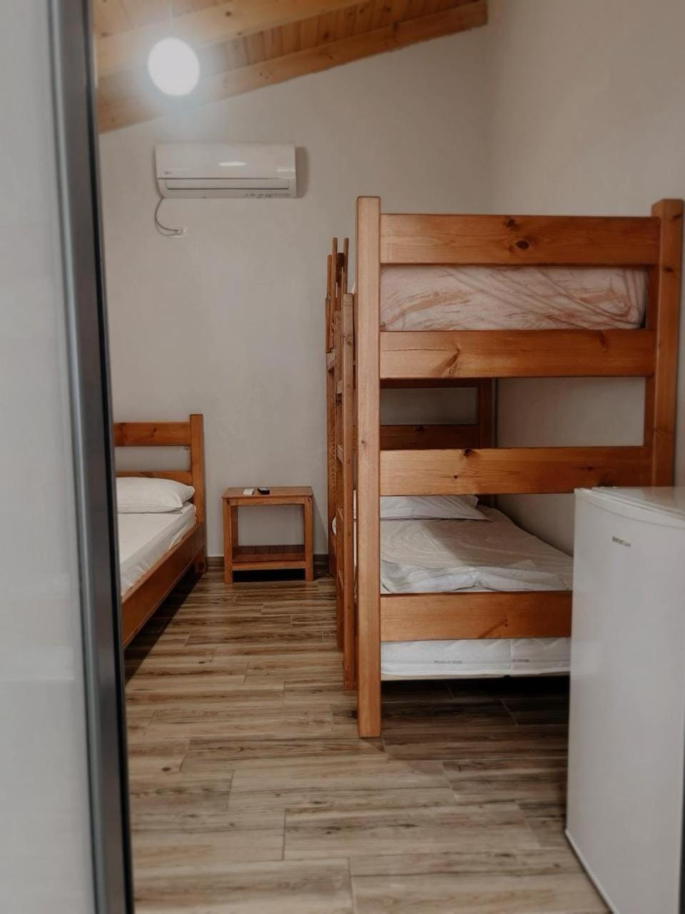 Bed, Bedroom, bunk bed, air conditioner