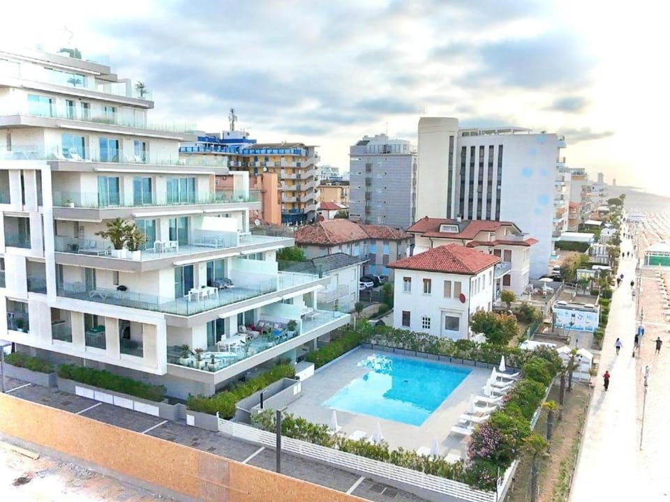 Property building, Pool view