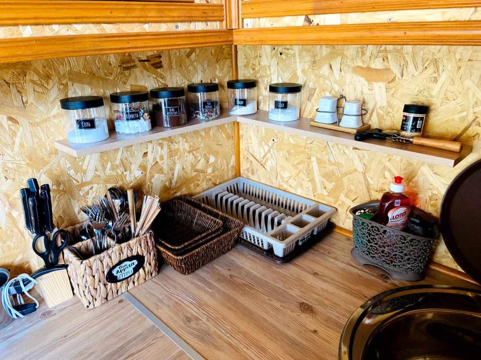 Coffee/tea facilities, Kitchen or kitchenette