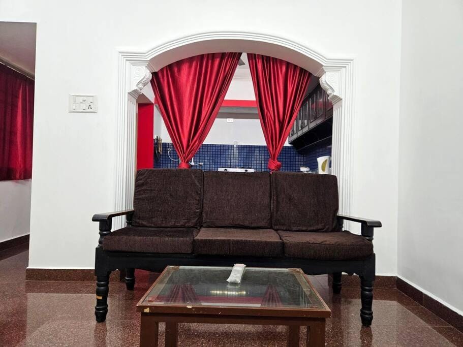 AMC HOME STAY And ROOMS Villa in Puducherry