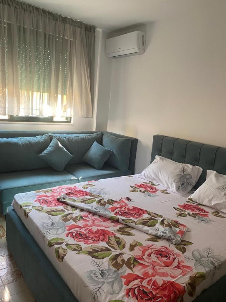 Esi apartment Apartment in Tirana County, Albania