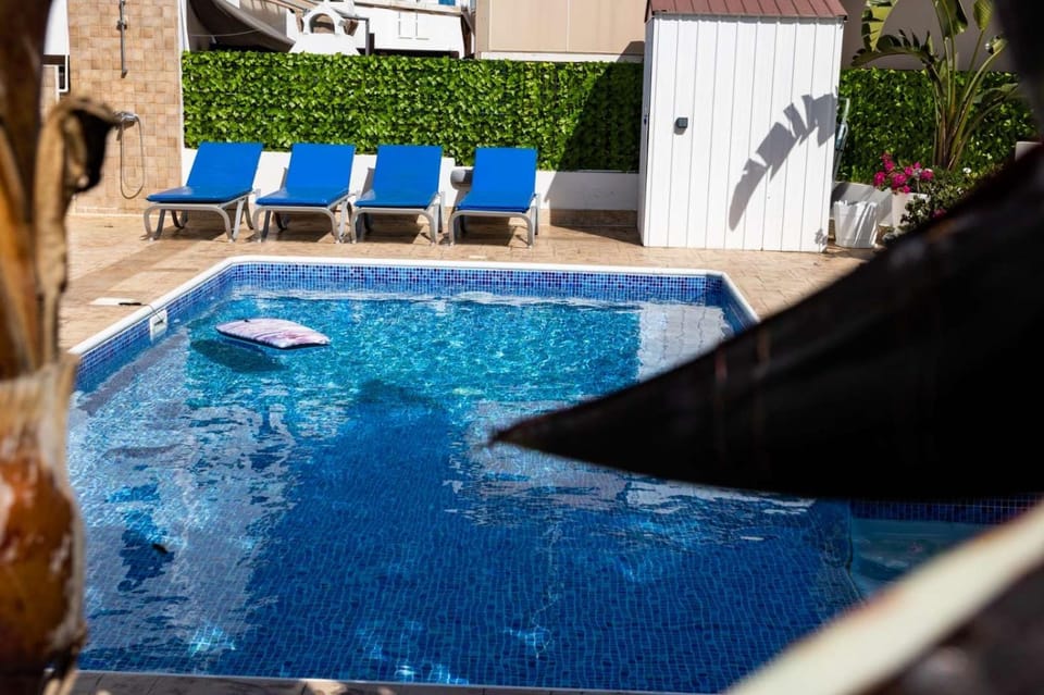 Pool view, Swimming pool
