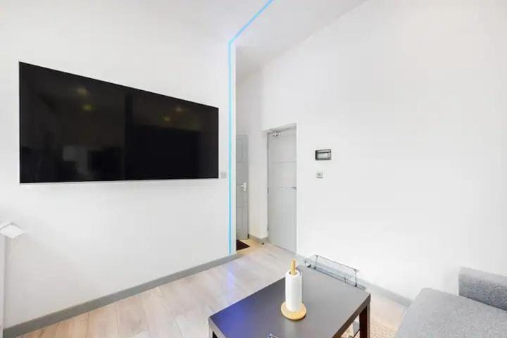 TV and multimedia, Living room, Seating area