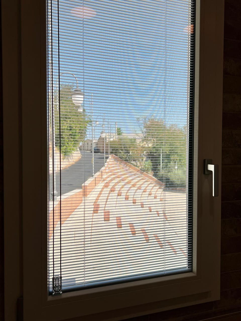 Day, Neighbourhood, Landmark view, Street view