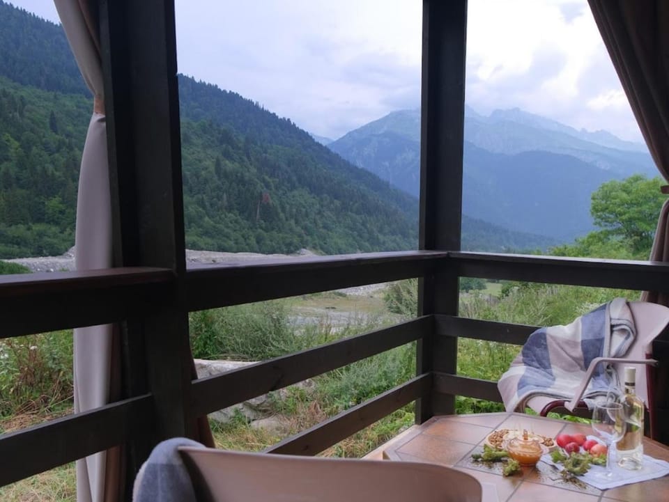 Natural landscape, View (from property/room), Balcony/Terrace, Mountain view