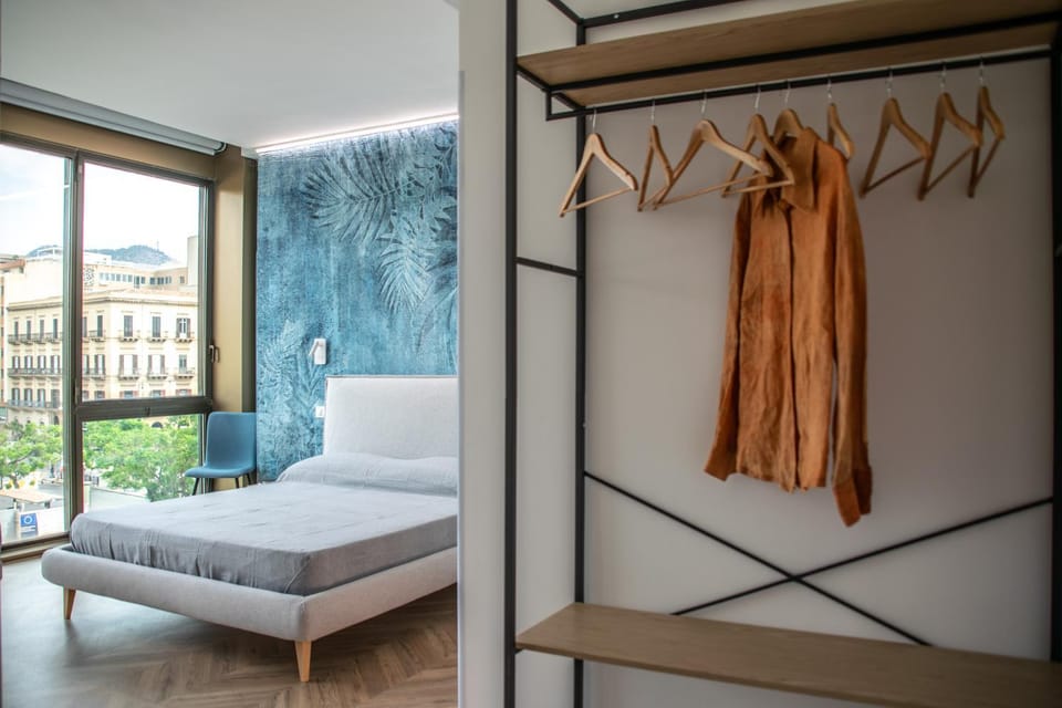 Bed, Photo of the whole room, Bedroom, wardrobe