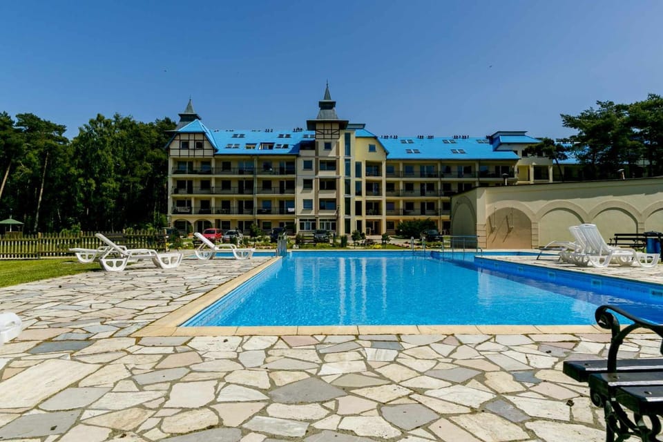 Property building, Pool view, Swimming pool