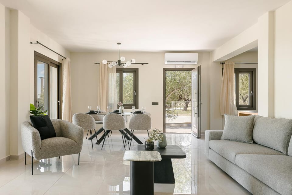 Living room, Dining area