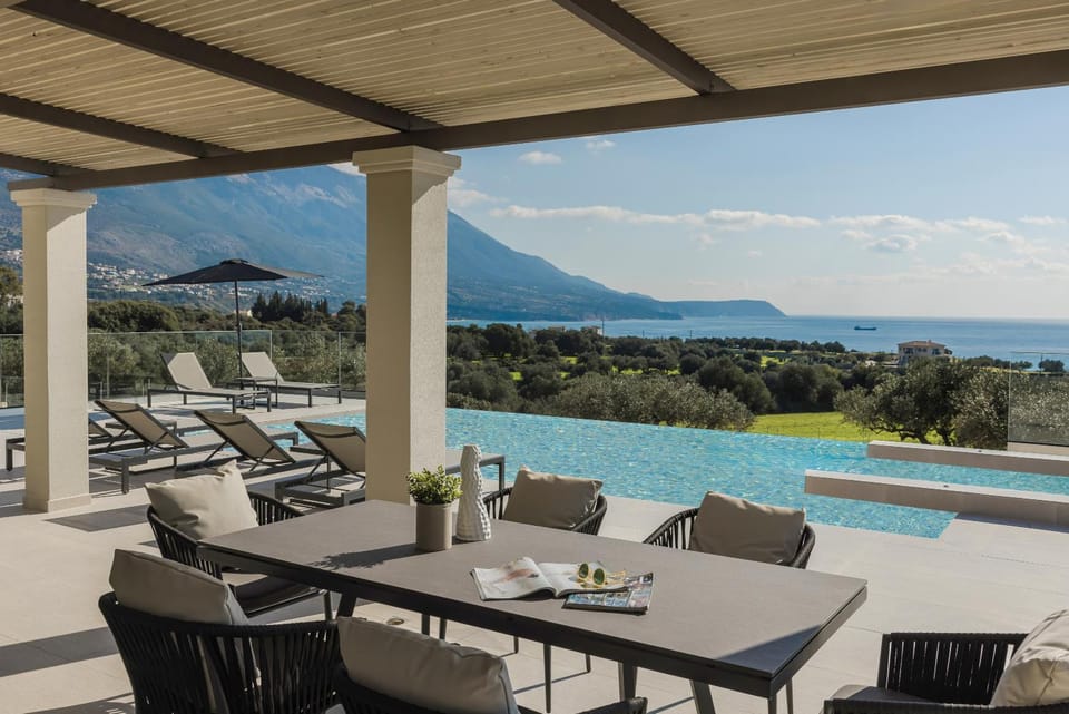 Natural landscape, Dining area, Mountain view, Pool view, Sea view, Swimming pool, sunbed